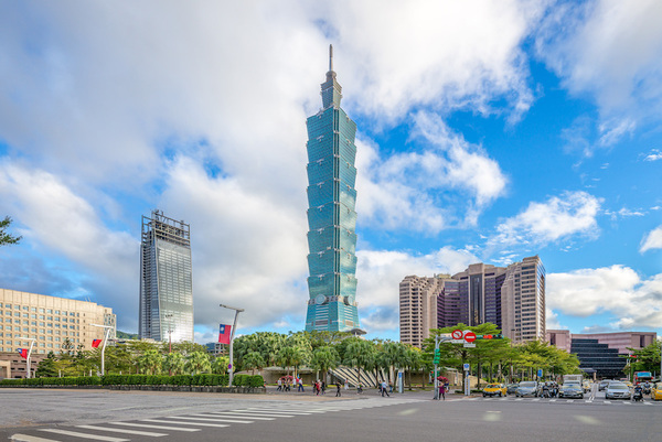 <b>天津荟萃晨光建筑工程有限公司</b>